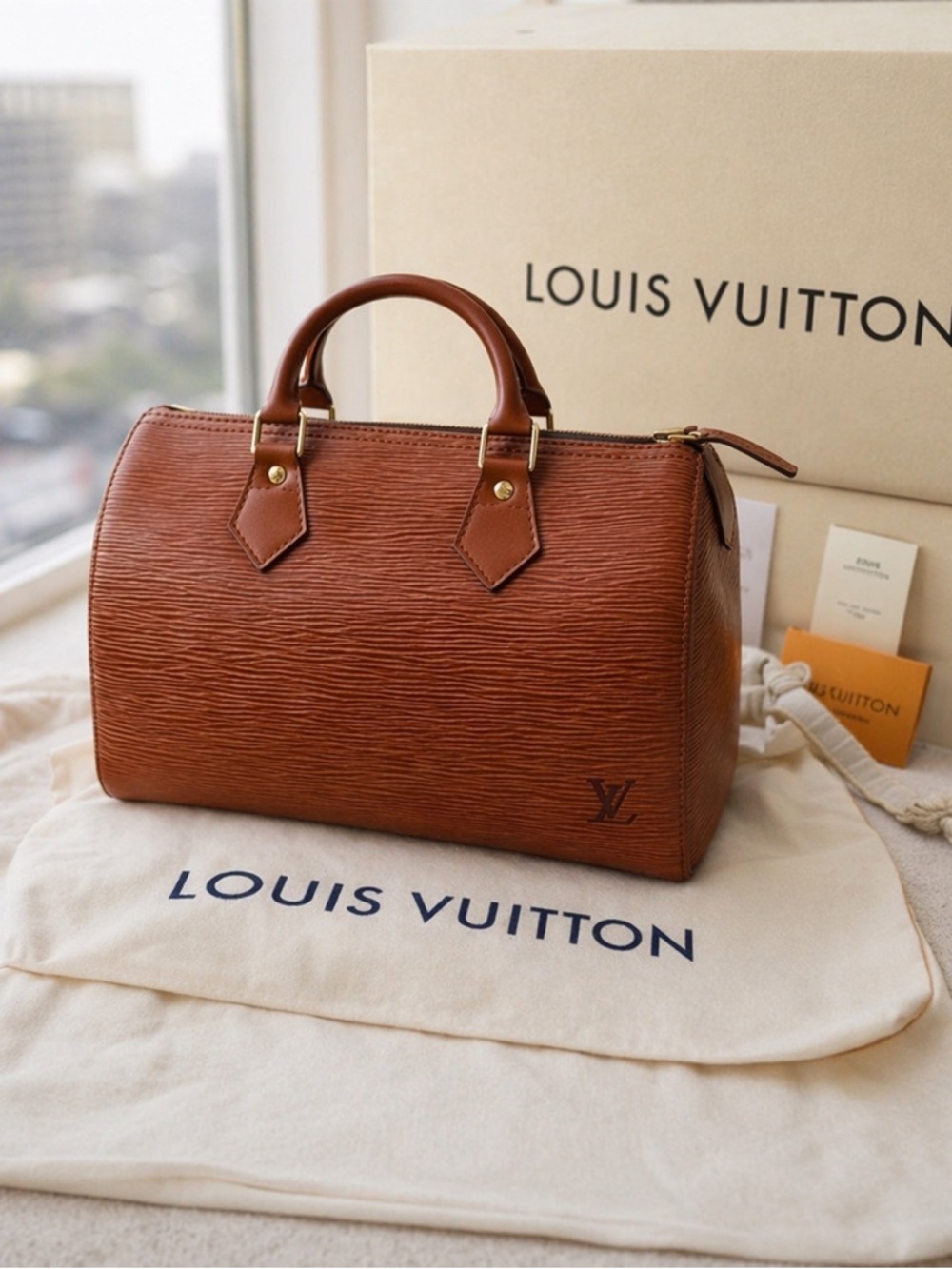 Louis Vuitton Speedy 25 Epi Leather in Kenyan Fawn